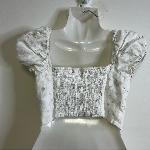 Aritzia Wilfred Organic Linen Wander Cropped White Floral Blouse - Picture 7 of 7